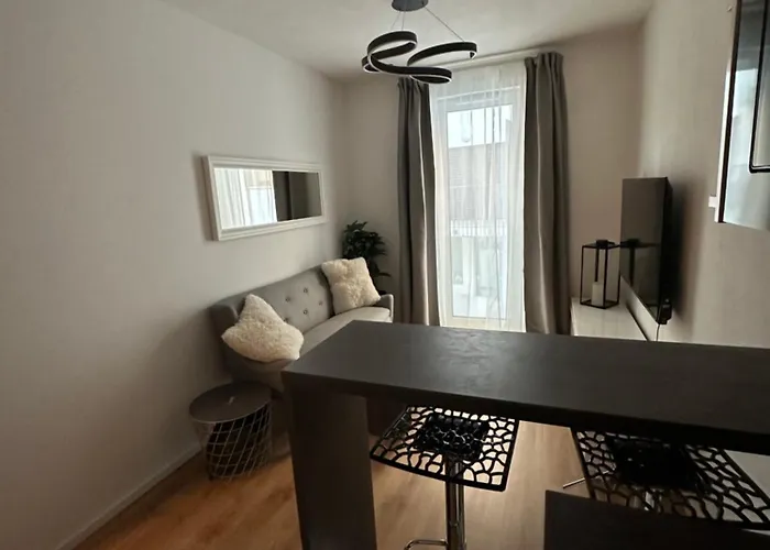 Mickey Old Town * براتسيلافا